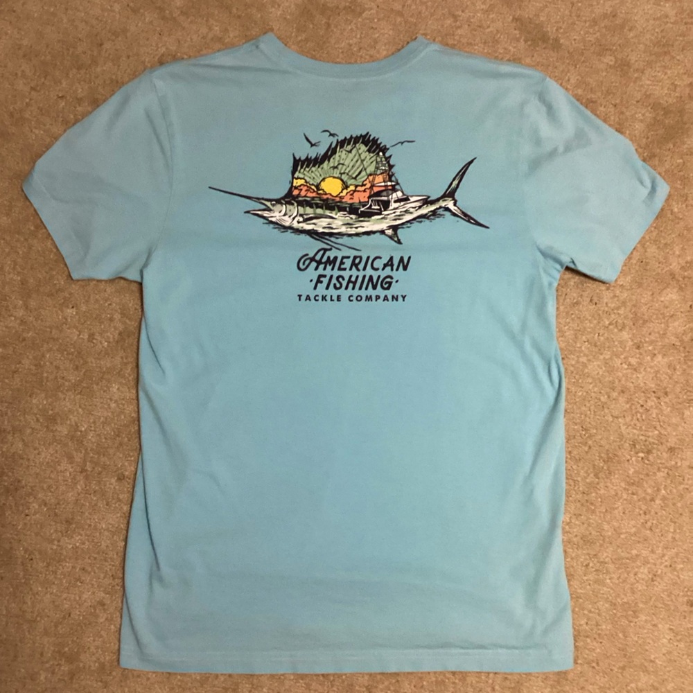 AFTCO Men’s Small Shirt